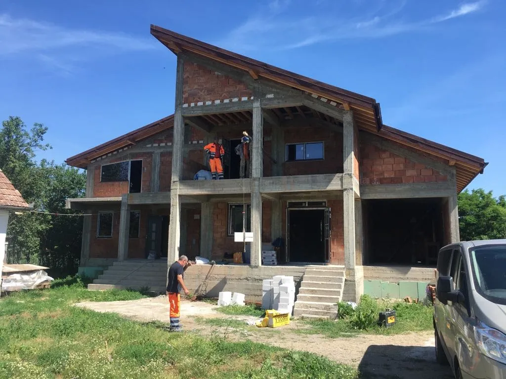 Casă unifamilială Răscruci — structură la roșu P+1 cu șarpantă